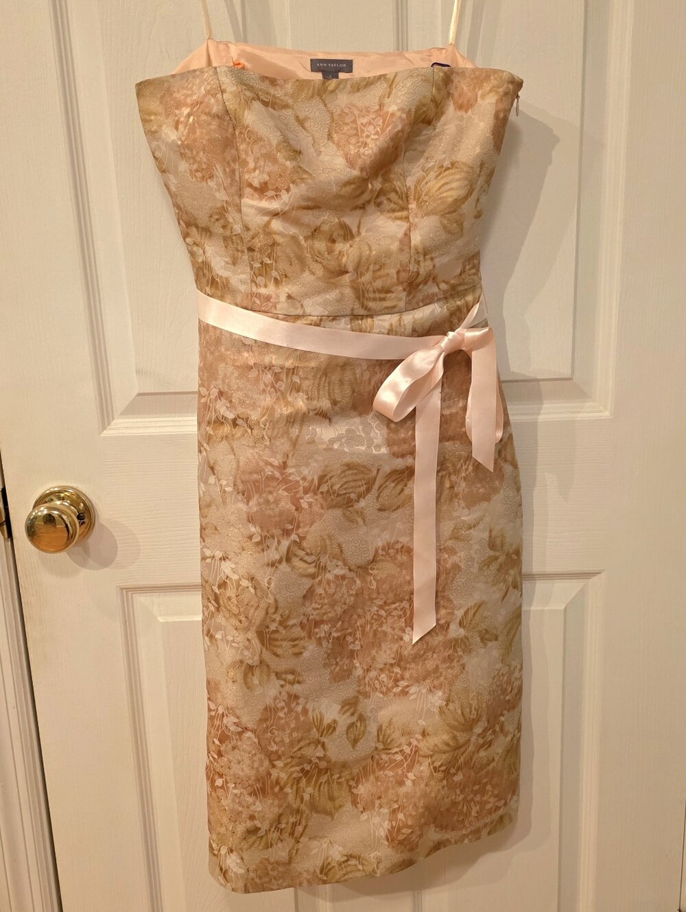 Vintage Strapless Ann Taylor Brocade Floral Sheath Dress in Blush and Gold